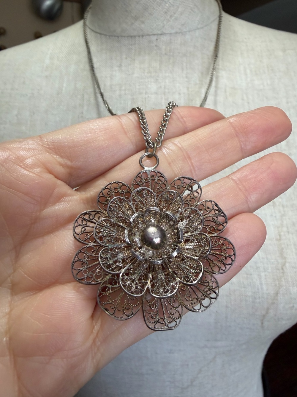 Vintage Cannetille Filigree Flower Pendant Floral Medallion Necklace